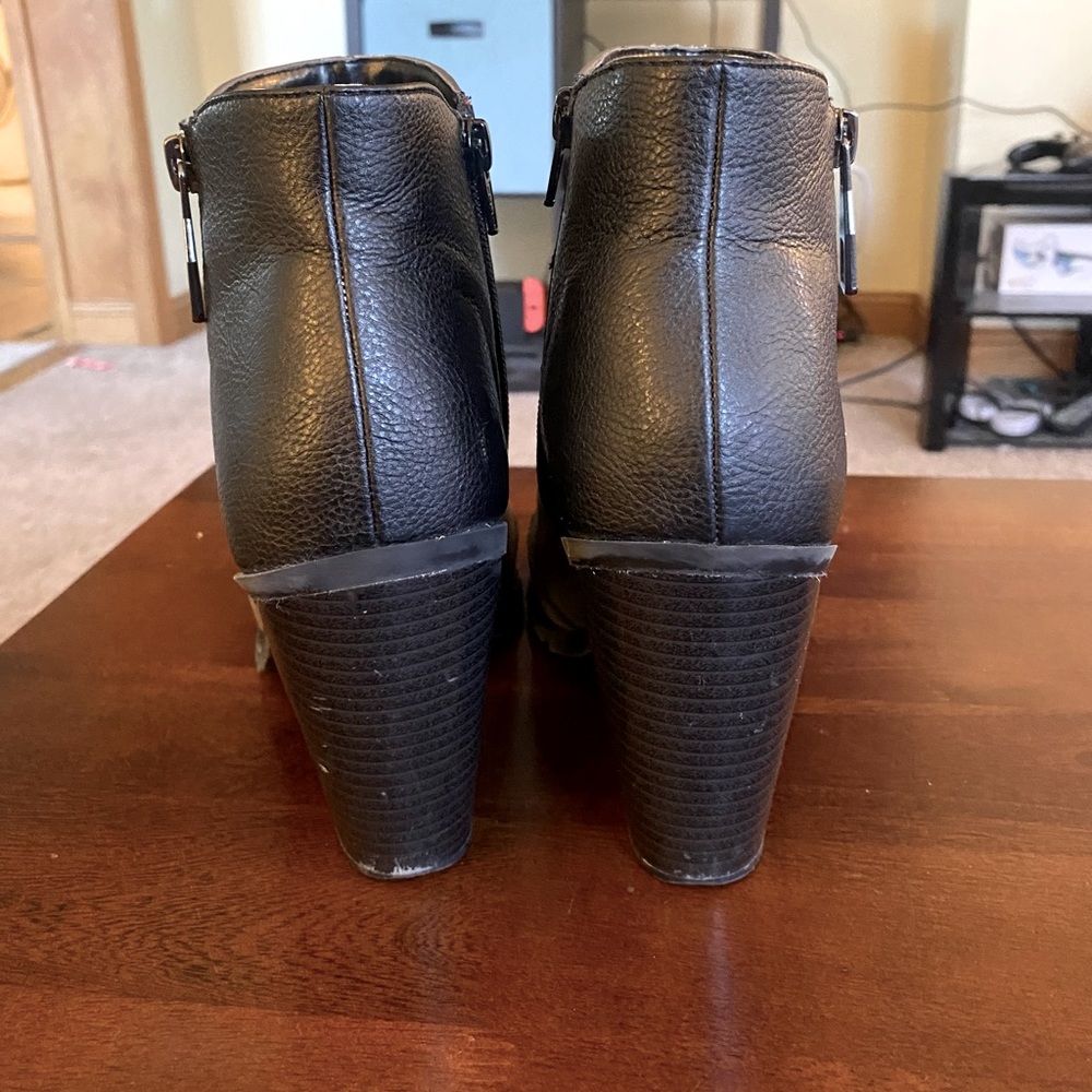 Gray and black zip up bootie 3” heel